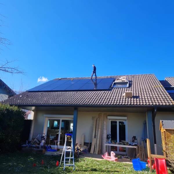 Réalisation : Installation panneaux photovoltaïques Cessy Pays de Gex