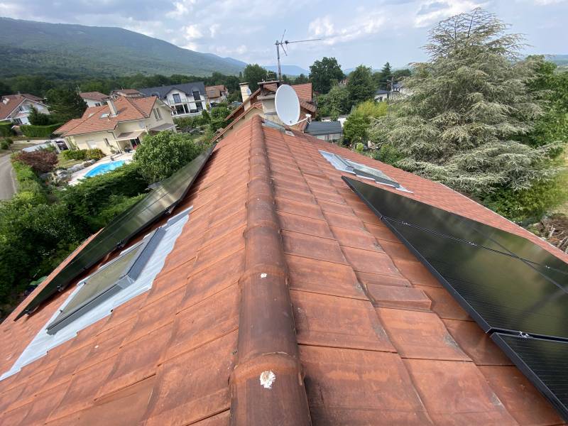 Installation solaire photovoltaïque en autoconsommation à Thoiry dans l'Ain