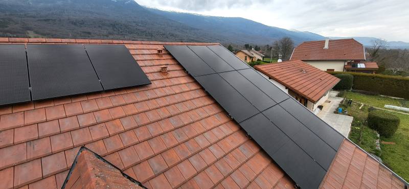 Réalisation : Installation de Panneaux Photovoltaïques Thoiry proche de Saint Genis Pouilly