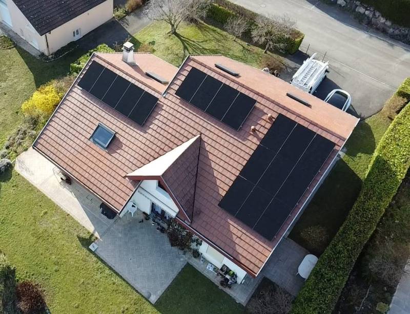 Réalisation : Installation de Panneaux Photovoltaïques Thoiry proche de Saint Genis Pouilly