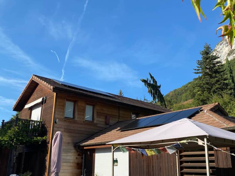  Boitier Solaires Menthon-Saint Bernard