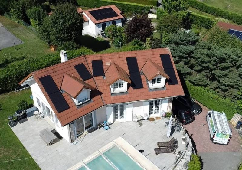Fonctionnement Panneaux Solaires en Autoconsommation dans le Pays de Gex et Annecy